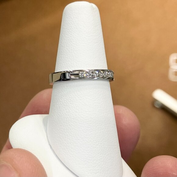 Channel Set Diamond Wedding Ring 0.25 Carats - Picture 3 of 5